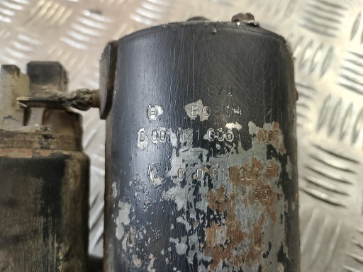 štartér MOTORA SEAT LEON a 1 1.6 B BOSCH 0001121006 020911023F