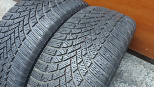 BRIDGESTONE BLIZZAK LM005 215/55R17 Reifen Winter- 6,5mm