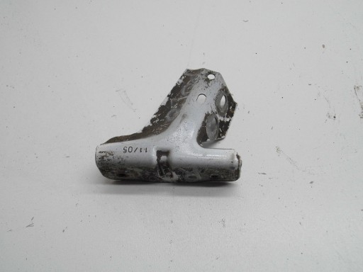 9N3 - Кронштейн крыла 6q0821142 vw polo 9n лифт правый белый оригинал