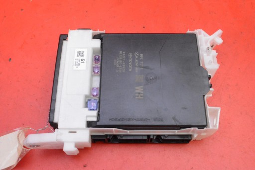 comfort control unit 89221-K0020 TOYOTA YARIS 4 IV 1.5 VVT-iE HYBRID 91 KM 20-24
