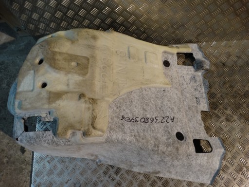 perfect condition carpet front left MERCEDES W223 1