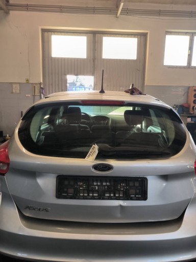 trunk door boot ZJNC FORD FOCUS MK3 HB LIFT