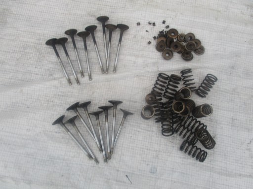 B14XER A12XER - ВИПУСКНИЙ ВСМОКТУЮЧИЙ КЛАПАН 1.2 1.4 16V OPEL CORSA ASTRA