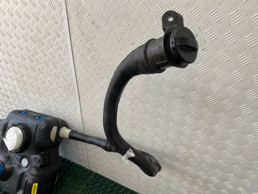 COMBO E RIFTER BERLINGO IV 1.5 HDI spremnik goriva rezervoar rezervoar pumpa 9809359380