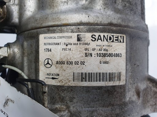 compressor of the air conditioning A0008300202 MERCEDES C W205 4MATIC