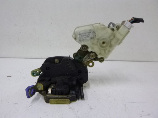 lock door front right Nissan Almera Tino 02r.