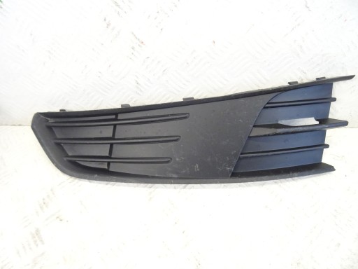 grid of a bumper front front left SKODA FABIA III 3 6V0807367