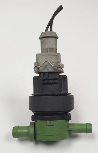 Паливний соленоїд MERCEDES W204 0004708793