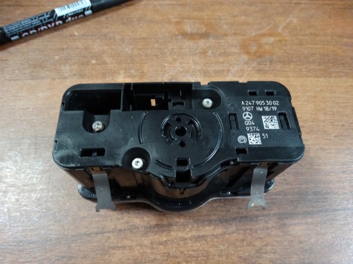 interruttore luci MERCEDES X247 1
