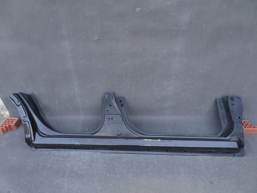 764601855R - RENAULT KADJAR 15-ПРАВЫЙ ПОРОГ