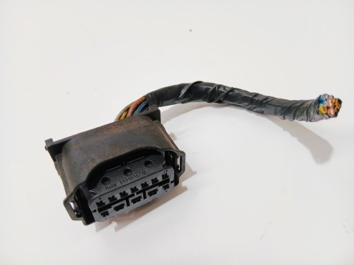 konektor zástrčka světlá předek XENON BMW E93 OE