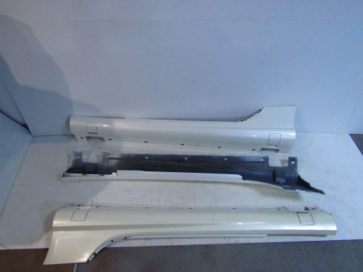 A2316900340 A2316900440 - Педаль порога SL AMG W231 R231 9799 DIAMANTWEISS