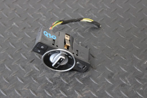 interruttore luci INFINITI Q30