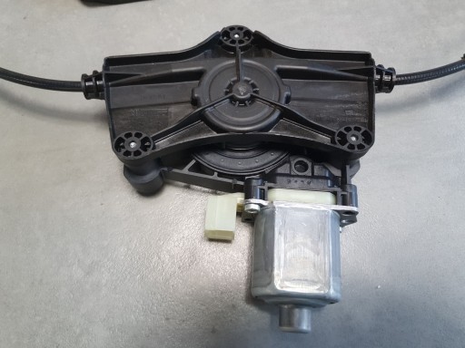 Audi Q6 e-tron fensterhebermotor hinten links heck 85H839461A