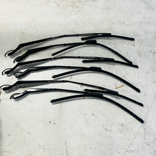 ВАЖІЛЬ СКЛООЧИСНИКА ПЕРЕДНІЙ 3008 II 5008 II