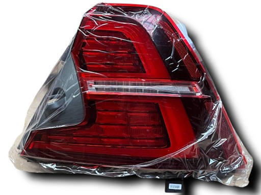 D78 - Volvo s60 iii 18-> sedan ліхтар заднього правого крила new org !j