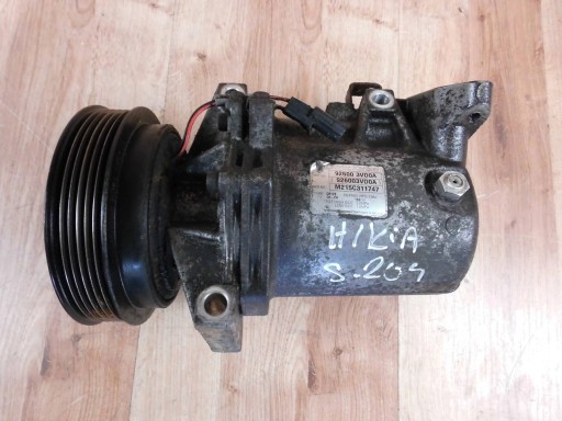 Nissan Juke and F15 1.5 DCI compressor of the air conditioning