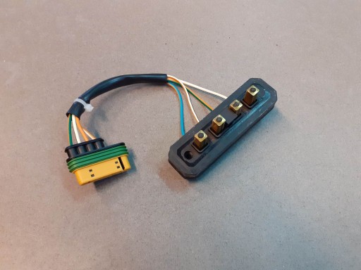 Контакт раздвижной двери fiat 1356119080