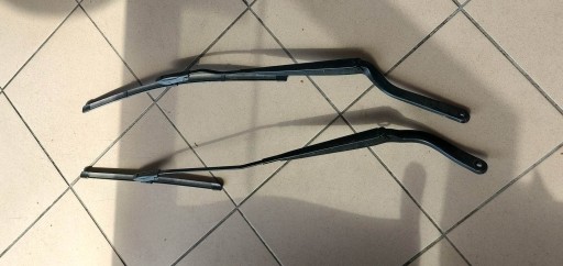 Balais essuie glace PIORO Essuie glaces RENAULT TWINGO III 288866123R 288816452R