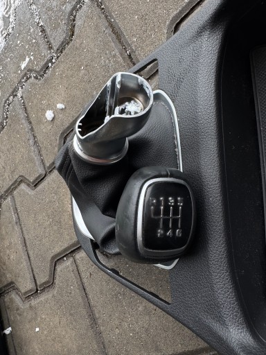 HYUNDAI I30 III Schlaltknopf Manschette 17-21 PANEL mitte