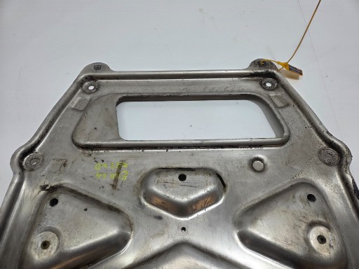 fedél fedél alatt motor BMW E60 X DRIVE 6768301