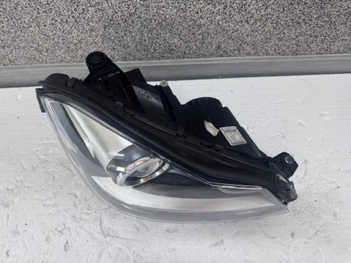 světlo pravá Mercedes C Klasa W204 LIFT Bi Xenon LED ILS