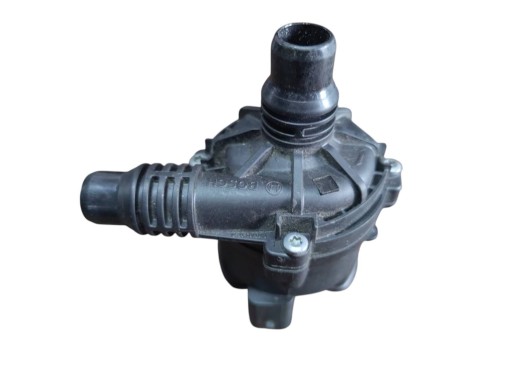 Дополнительный водяной насос mercedes w167 w205 w206 w214 w236 w254 a0005007600