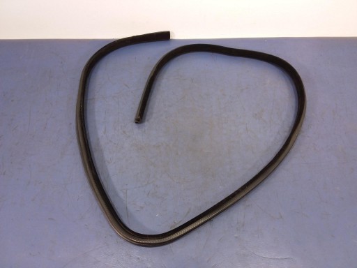 GX63-20708-A - Jaguar XF II X260 уплотнение передней двери