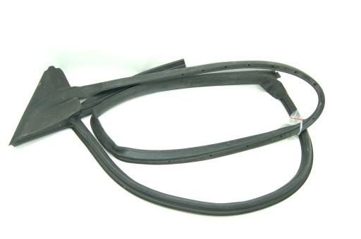 Уплотнение левой двери Audi R8 4s0837911