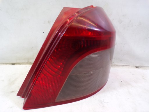 Licht hinten heck rechts TOYOTA YARIS 2 FRANCJA (K1)