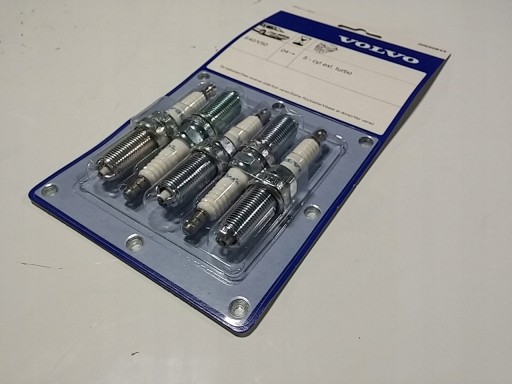 30650843 - Volvo c30 c70 s40 v50 5-цилиндровые свечи зажигания oe 306