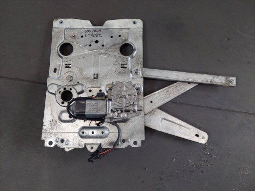 Електричний склопідйомник правий перед преміум 0130821508