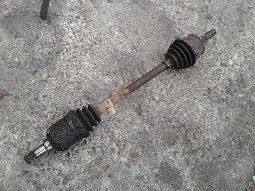 ПОЛУОСЬ ЛЕВЫЙ FIAT PUNTO EVO 1.4 8V BENZ POLOSKA