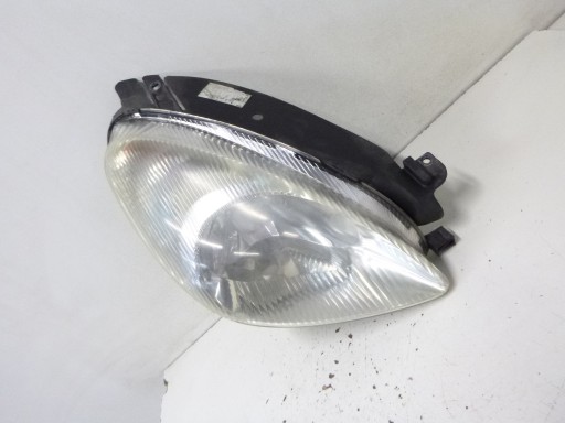 light front Citroen Xsara Picasso 2003r.