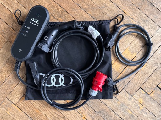 8V4971675AKoeaudi - Сетевое зарядное устройство audi e-tron + мощность 3,6квт оригинальное