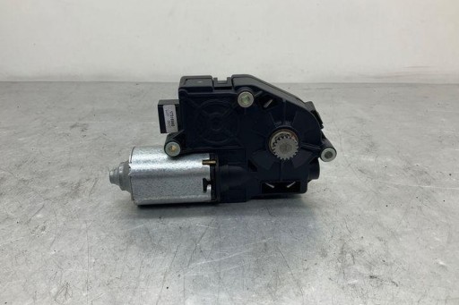 Модуль люка bmw 5 (g30) 1750378b 2.0l бензин 185kw 2017р.