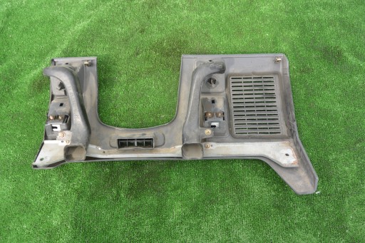 cover of the dashboard driver´s bracket MITSUBISHI PAJERO II