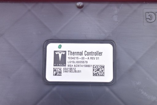 control unit module ECU THERMAL CONTROLLER 1034215-00-A TESLA MODEL X 90D 15-21