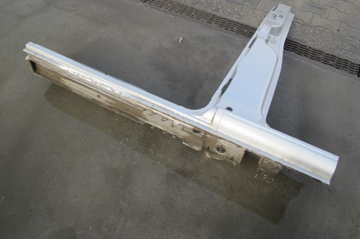 MERCEDES VITO 3 III W447 LIFT 447 threshold pillar central right