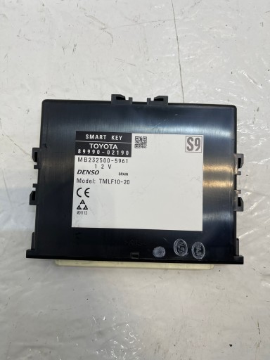 Модуль контроллера toyota auris ii 89990-02190