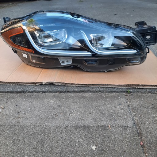 Jaguar xj x351 ліхтар правий full led aw93-13w029-bc