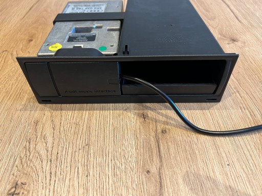 ИНТЕРФЕЙСНЫЙ МОДУЛЬ AMI AUDI A8 D3 S8 4E0035785B + КАБЕЛЬ