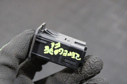 adapter USB 735600659 JEEP RENEGADE LIFT