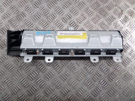 MERCEDES W176 kolenny airbag A1768600402