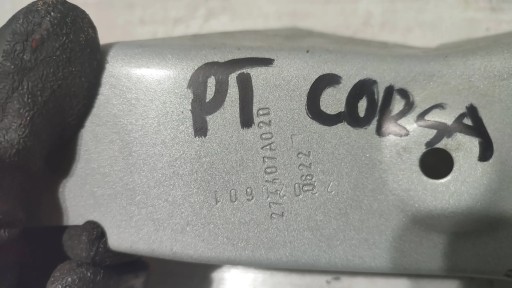 Opel Corsa F 1.2 22r. Arrière Bouche buse Droit Support plaque kanapy