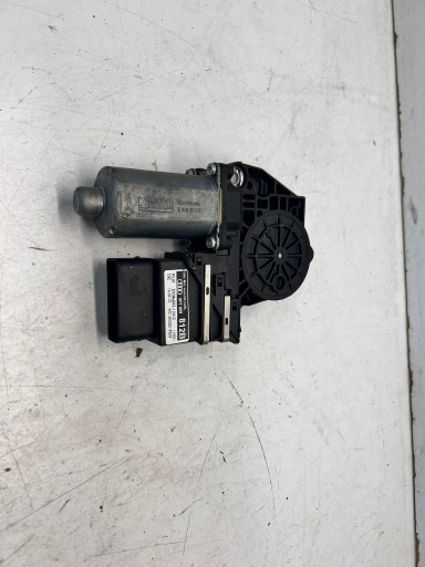 Моторчик правого скла audi a3 8p cabrio 8p7959812b