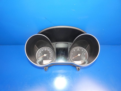 MERCEDES C KLASA W205 HYBRYDA dials dials WERSJA ANGIELSKA