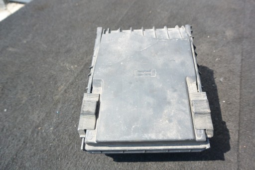 Kasten der Sicherungen KPL GOLF VI PASSAT B7 CC 08-12r. 2.0 TDI AUDI A3 8P