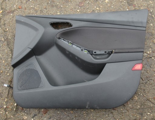 FORD FOCUS MK3 14R Bok dvere pravý predok