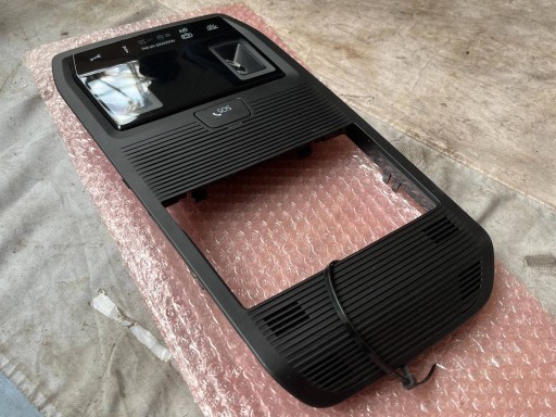 FANALE CIELO INTERNO nero SKODA OCTAVIA MK4 5E3959569A Originale IDEALNA!!